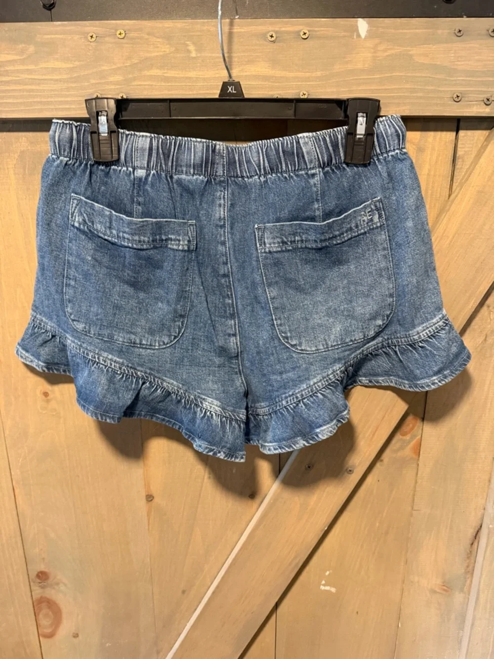 American eagle Ruffle Hem Drawstring Shorts - Picture 5 of 6